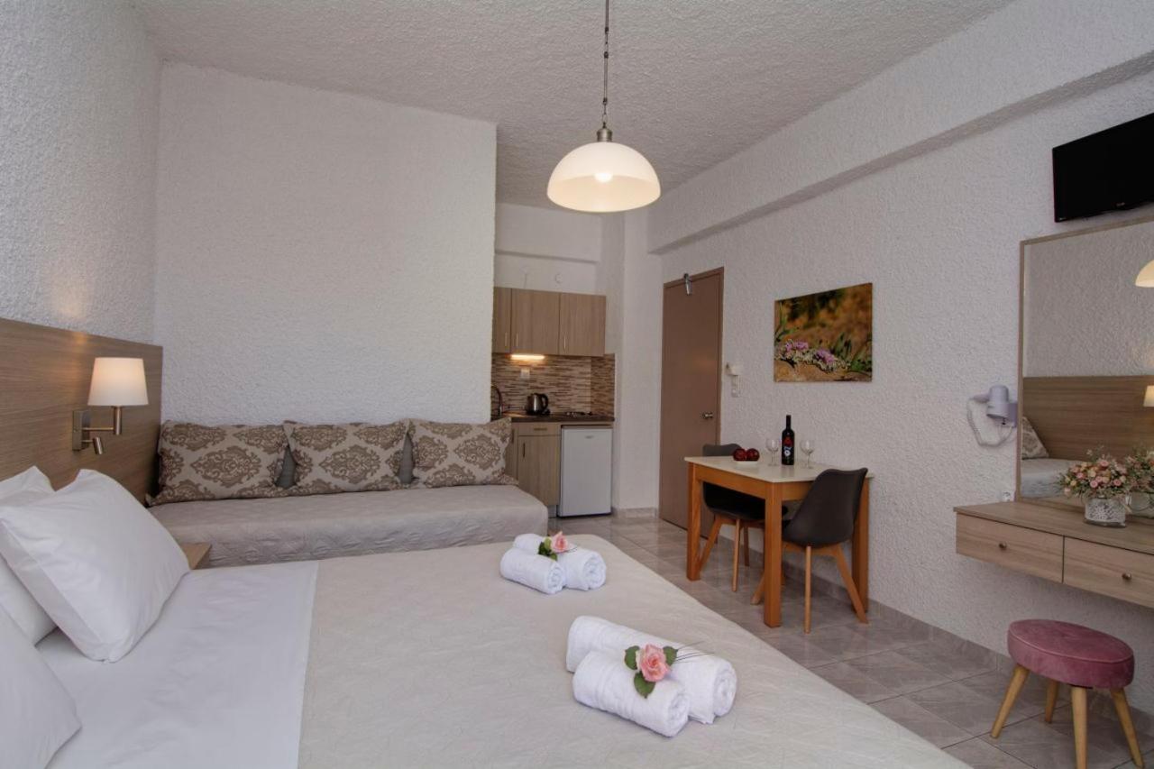 Studios George Палеохора Экстерьер фото